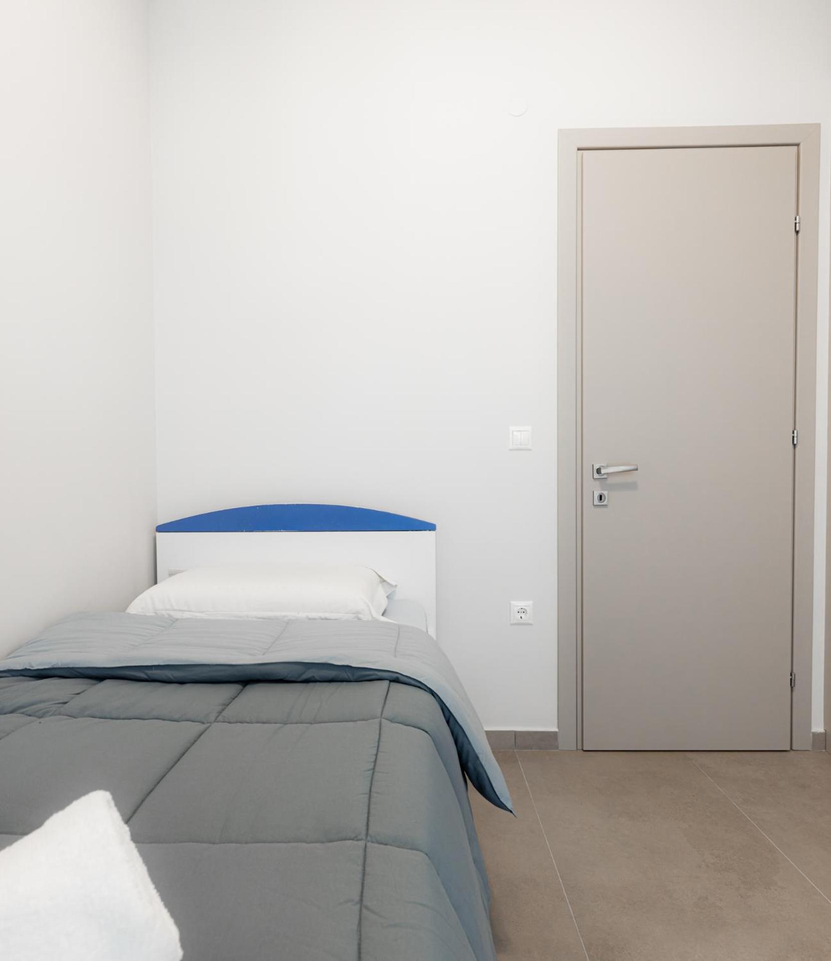Cozy Apartment In Kalamaria, Thessaloniki Exterior photo
