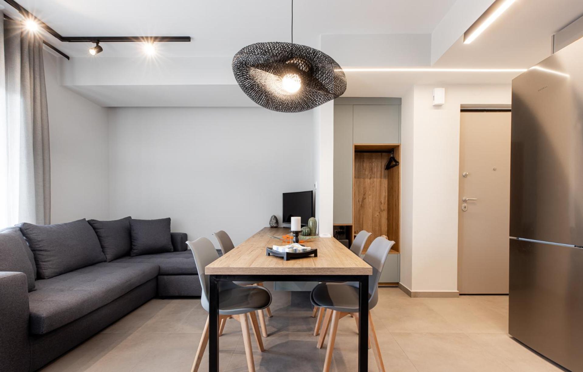 Cozy Apartment In Kalamaria, Thessaloniki Exterior photo